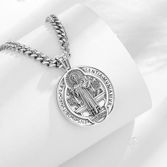 Collier de St-Benoit en argent sterling 925