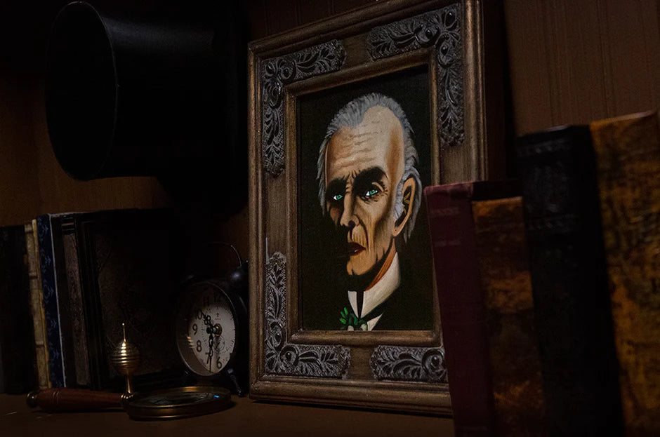 Haunted Painting - Spooky Guy